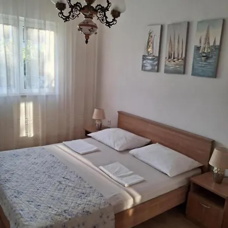 In With Sea View, Terrace, Air Conditioning, Wifi 4752-1 公寓 Vinišće